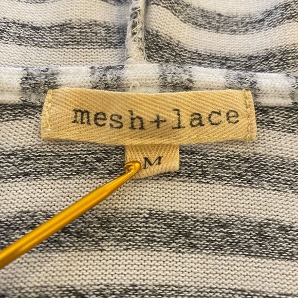 Mesh + Lace women's size Medium hooded lightweight long sleeve striped sweater - Picture 8 of 8